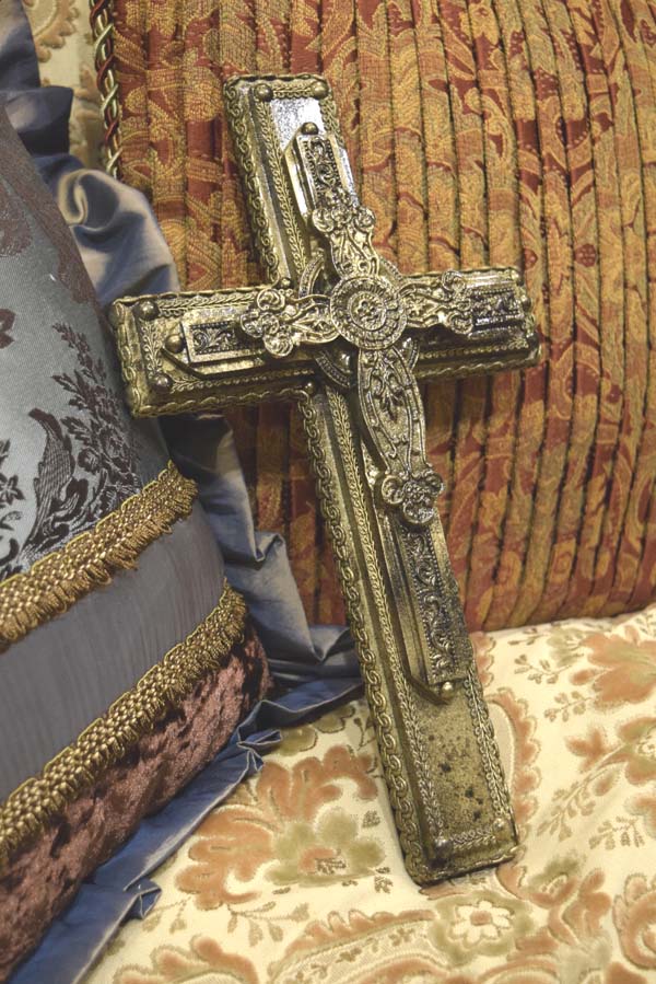 【 interior Cross 】 Antique Gold Cross <Cross No.003>