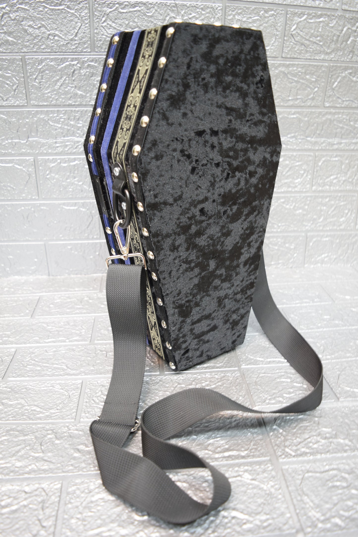 【 One-of-a-kind 一点物棺 】 内寸36cm サイズ アクリル扉 ポシェットタイプ DOLL Coffin <No.010-36 >