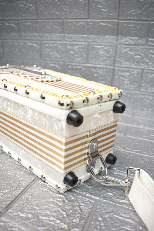 【Plototype 棺/展示 試作品】内寸38㎝サイズ 棺BOX 斜め掛けタイプ Doll Coffin BOX / OT-NO.010