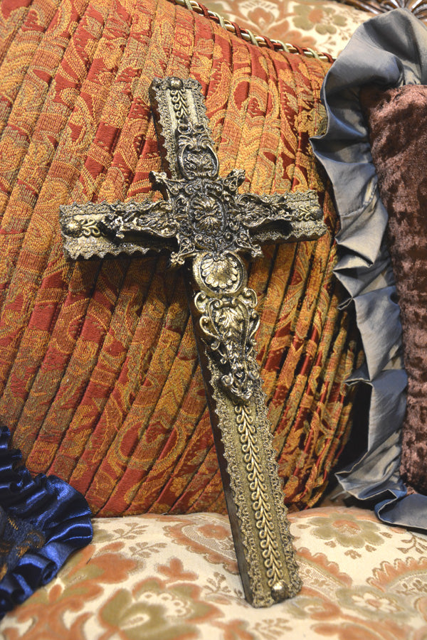 【 interior Cross 】 Antique Gold Cross <Cross No.006>