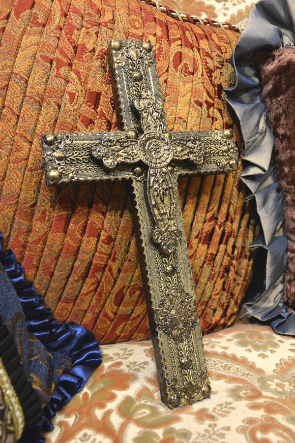 【 interior Cross 】Antique Gold Cross <Cross No.010>