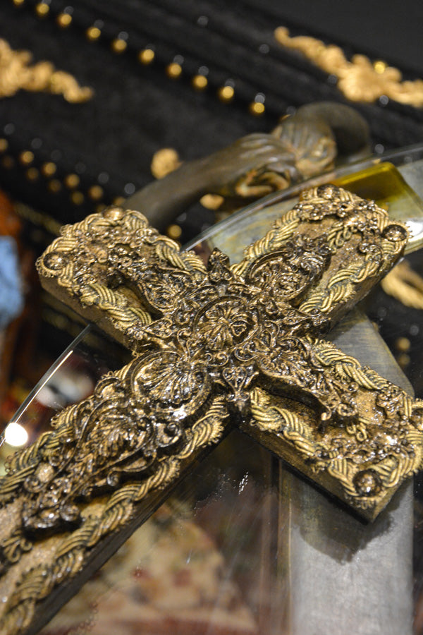 【 interior Cross 】Antique Gold Cross <Cross No.009>