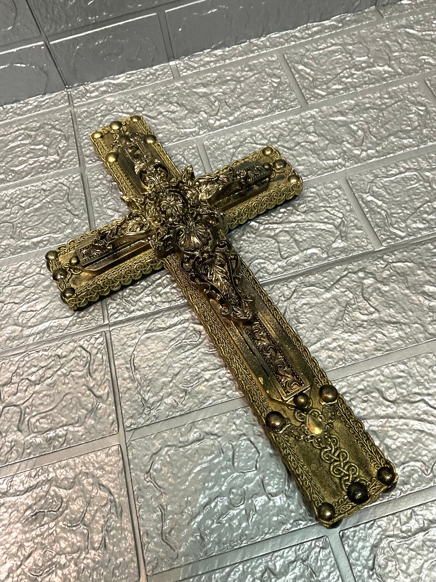 【 interior Cross 】 Antique Gold Cross <Cross No.001>