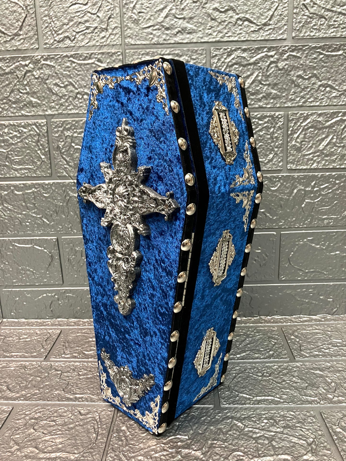 【 One-of-a-kind 一点物棺 】 30cm サイズ DOLL Coffin <No.022-30 >