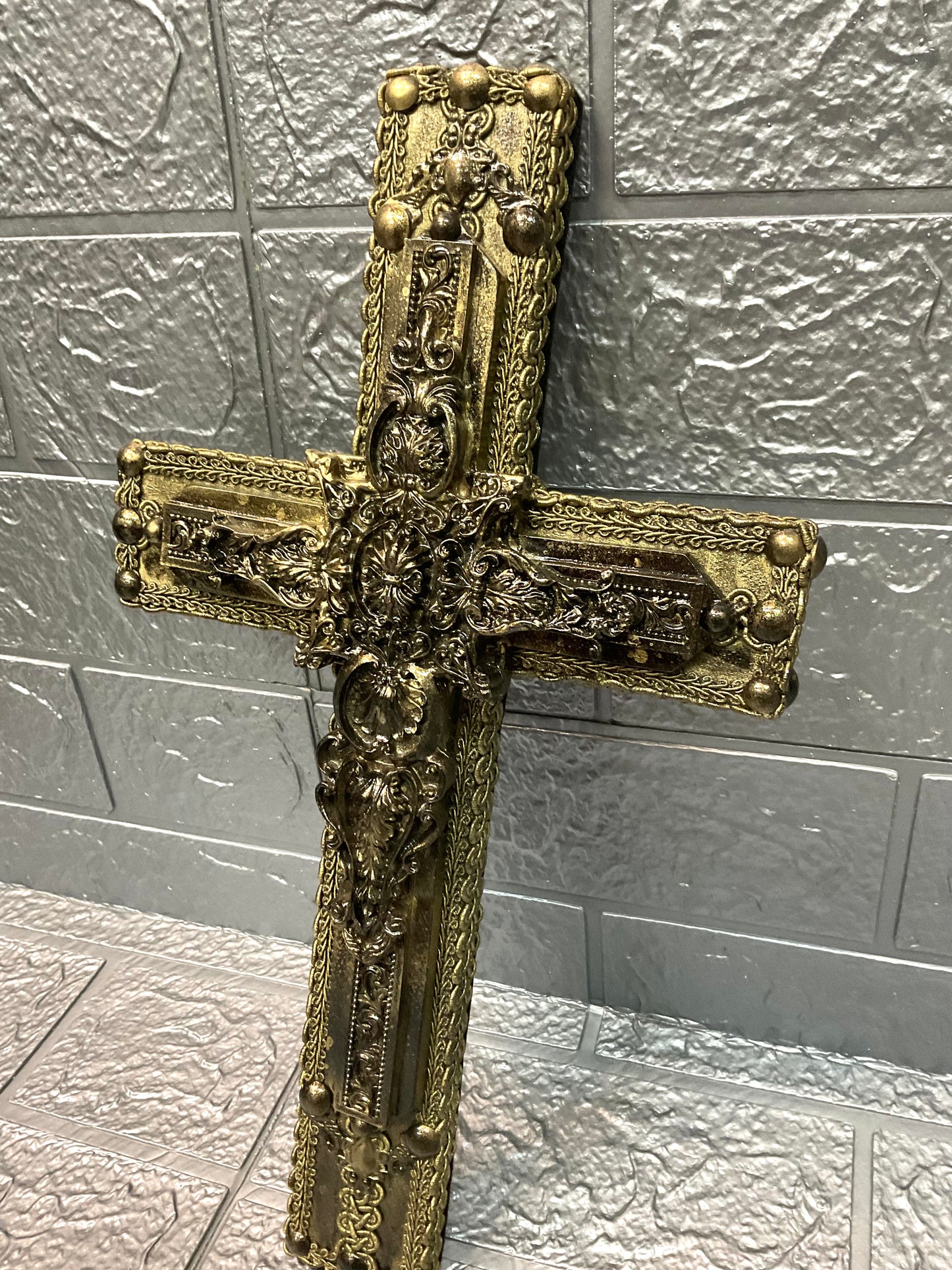 【 interior Cross 】 Antique Gold Cross <Cross No.001>