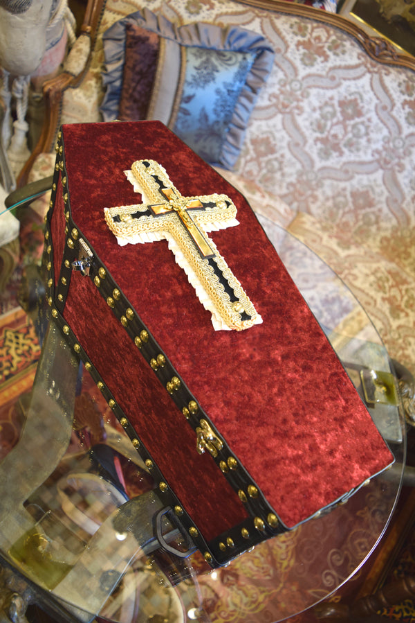 【Outlet棺/試作品】45㎝(内寸42㎝)背負えるDoll Coffin BOX<ワインレッド>