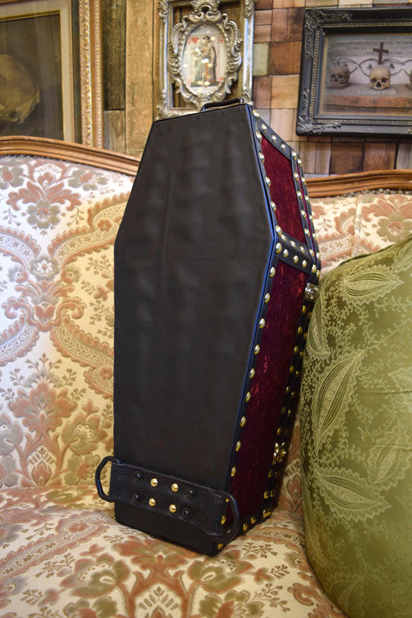 【Outlet棺/試作品】45㎝(内寸42㎝)背負えるDoll Coffin BOX<ワインレッド>