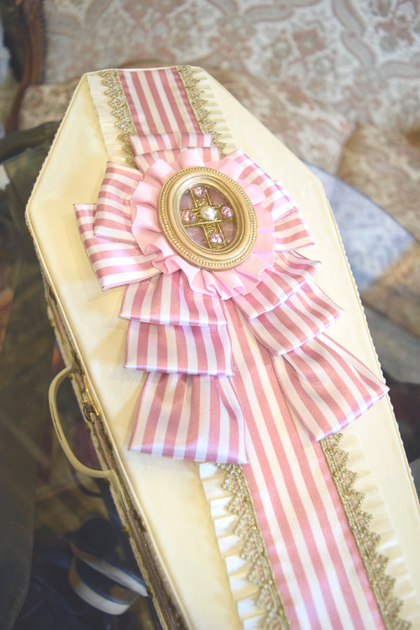 【Outlet棺/展示品】45㎝(内寸42㎝)デコレーションDoll Coffin BOX<ホワイト>OT-NO.003