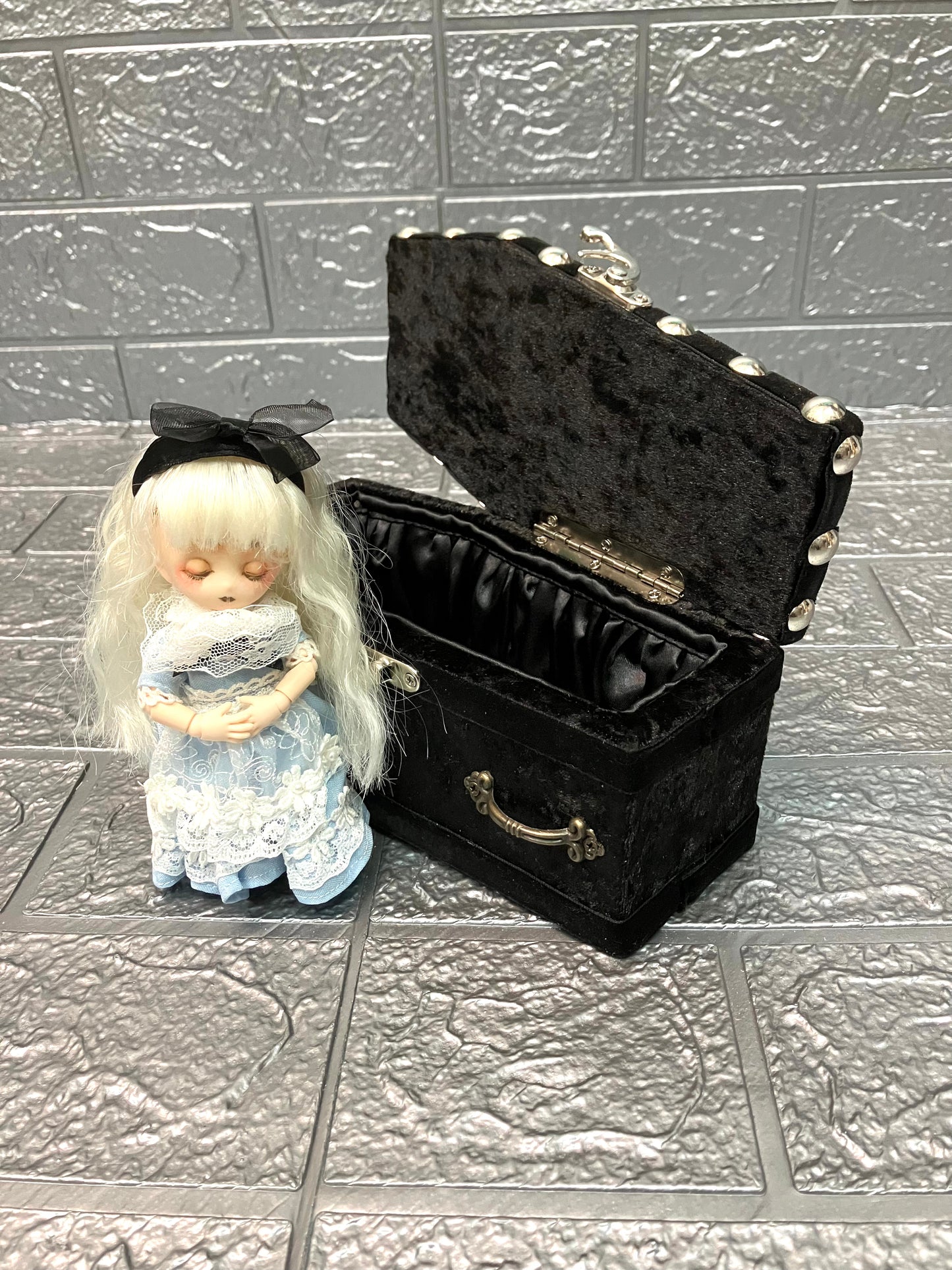 【 One-of-a-kind  一点物棺 】 16cm サイズ  DOLL Coffin ＜No.016-16＞