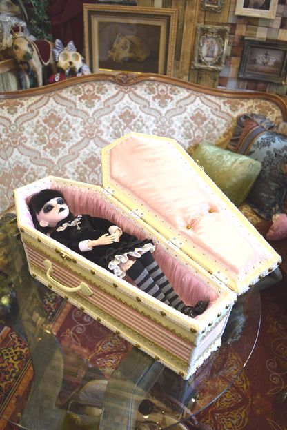 【Outlet棺/展示品】45㎝（内寸42㎝）デコレーションDoll Coffin BOX＜ホワイト＞OT-NO.003