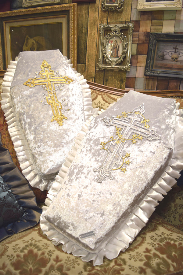 【 Interior Coffin 】ICC-001　Coffin Cushion 棺型 クッション　＜ホワイト＞