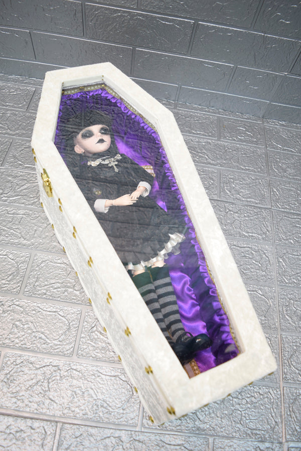 【Outlet棺/展示 試作品】50㎝サイズ アクリル扉 Doll Coffin BOX ＜アイボリーベロア/内装パープルサテン＞OT-NO.006